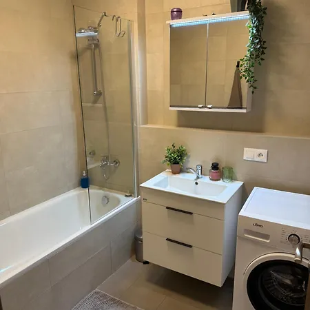 Апартаменты The Elite Iv Downtown Ac & Garage Parking