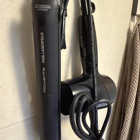 The Elite Iv Downtown Ac & Garage Parking Apartman *