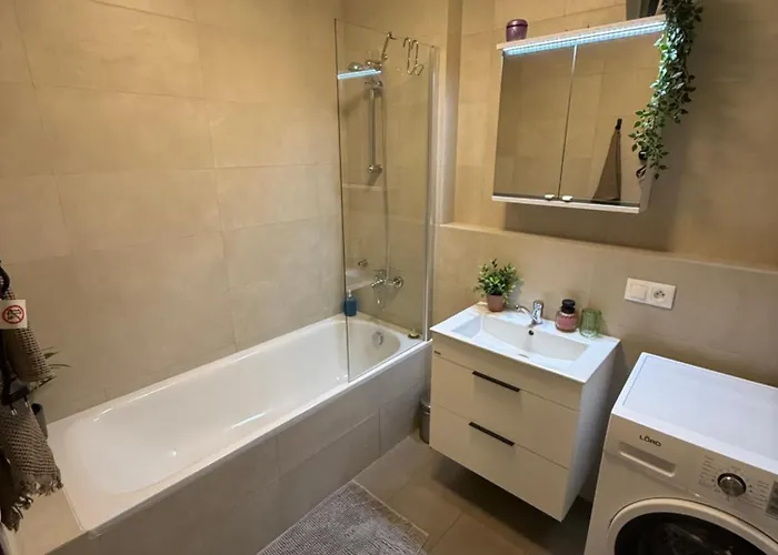 Apartament The Elite Iv Downtown Ac & Garage Parking *