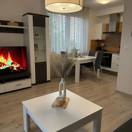 아파트 The Elite Iv Downtown Ac & Garage Parking *